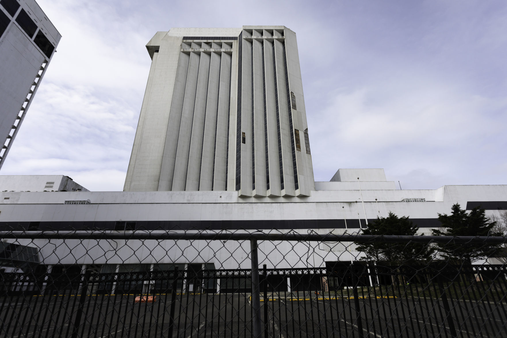 nws_plaza